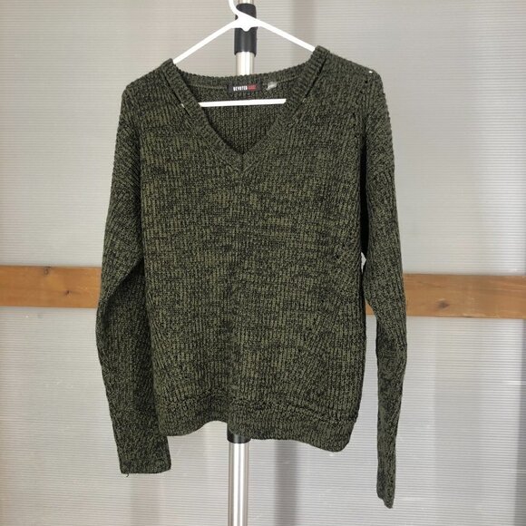Devoted Peakaboo Collar Dark Green Black VNeck Knit Sweater Sz M - Picture 1 of 12